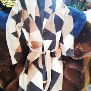 WOW.  VINTAGE ! gorgeous psyched suede coat